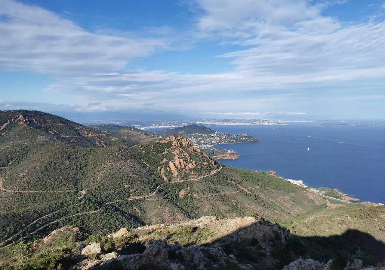 Apartment Tres Belle T2, Vue Mer ,Le Tout A Pied Saint-Raphael